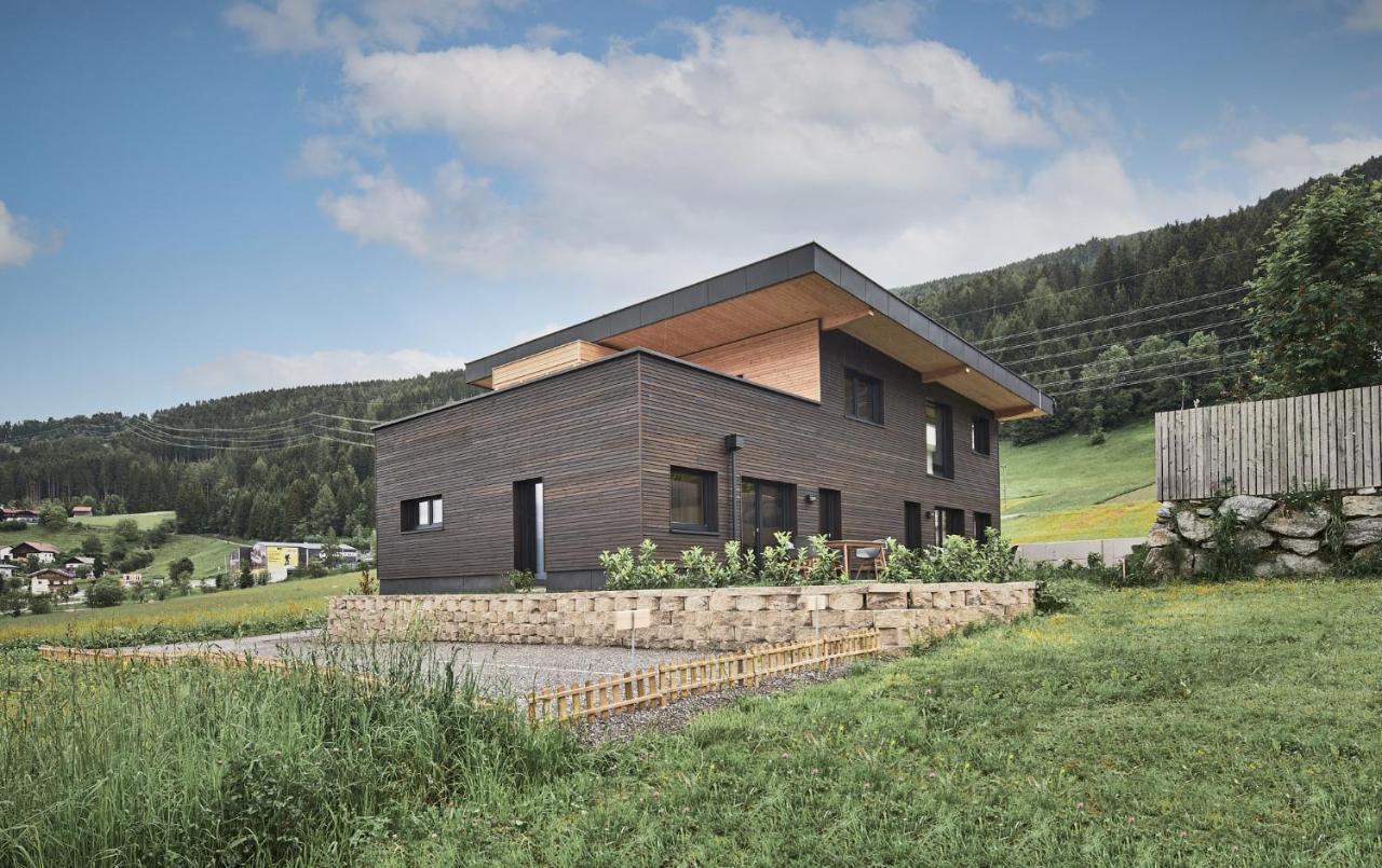 Black Forest Lodges - Gehobene Ferienwohnungen Mit Privatsaunas Tulfes Exterior photo