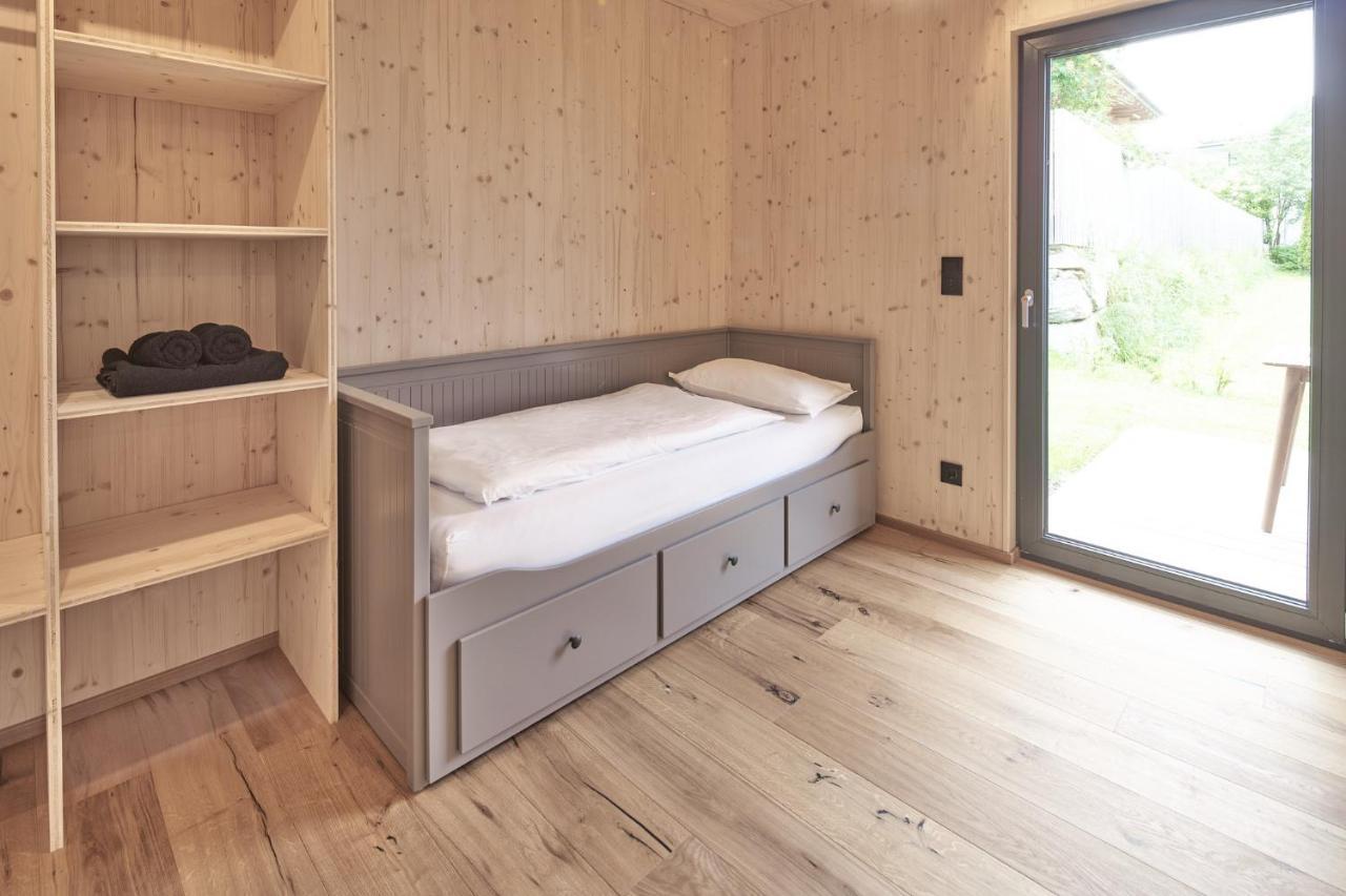 Black Forest Lodges - Gehobene Ferienwohnungen Mit Privatsaunas Tulfes Exterior photo
